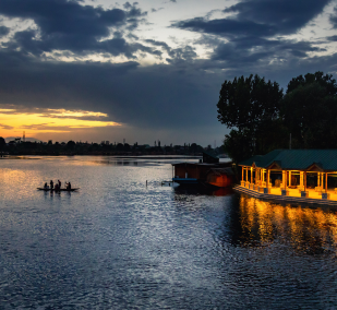Kashmir Craft & Cuisine Trail